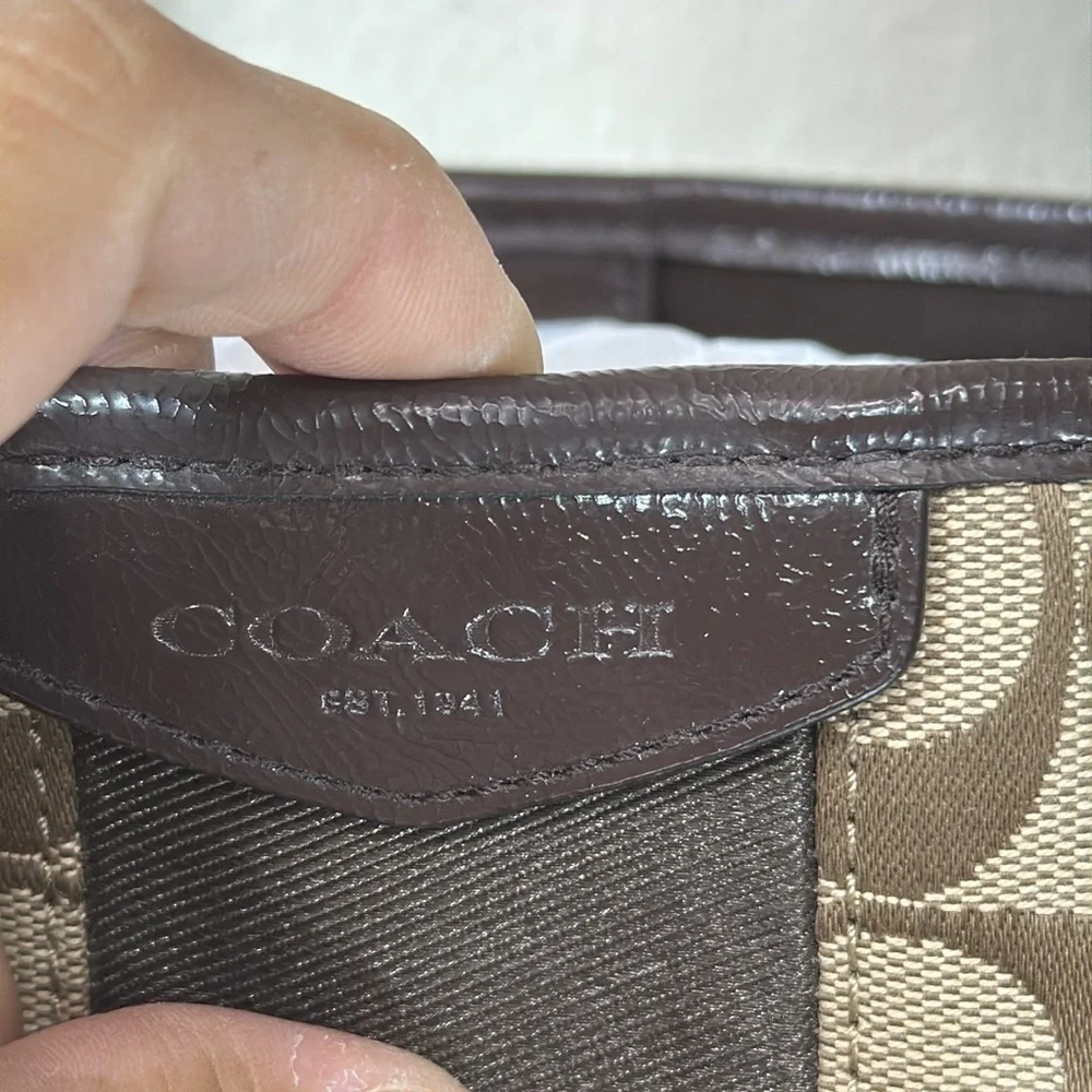 (X2) Coach, Brown shoulder bag with signature founded in 1941 - Picture 3 of 15